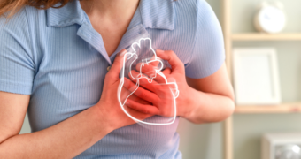 Înțepături la inimă – cum se simt și cum le gestionăm